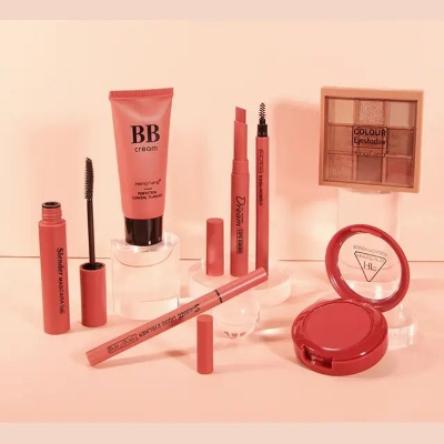 Picture of Heng Fang Makeup Combo Gift Set 11pcs