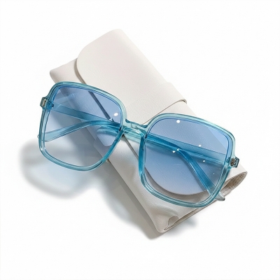Picture of Beautiful Stylish modern Sunglasses for Women (Blue,Multicolor,Multicolor)