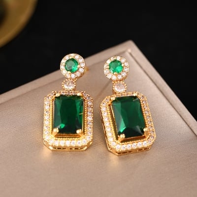 Picture of Double Stone luxury Clavicle Chain Design Neckless for Stylish Girls 100% Color Guarantee (Green Earring)