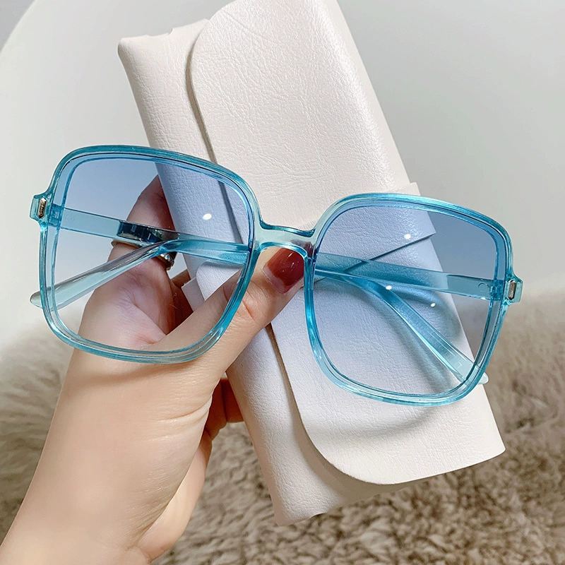 Picture of Multiplex Beautiful Stylish modern Sunglasses for Women Blue Color (Blue,Multicolor,Multicolor)