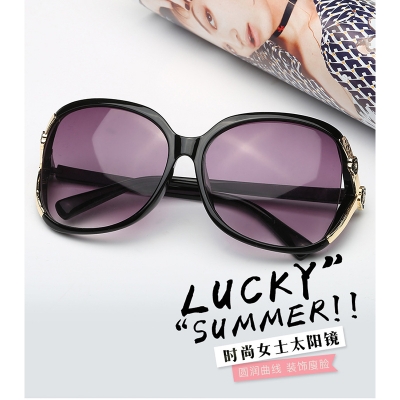 Picture of New Model High Quality Fashion Sunglass For Women (Brown,Brown)