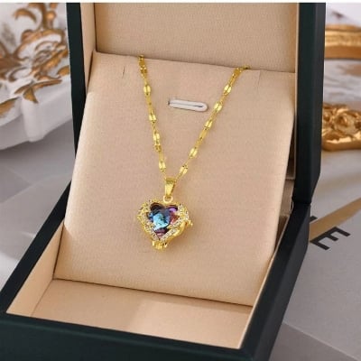 Picture of High Quality Love Neckless Clavicle Chain Design Neckless For Girl 100% Color Guarantee (Gold)