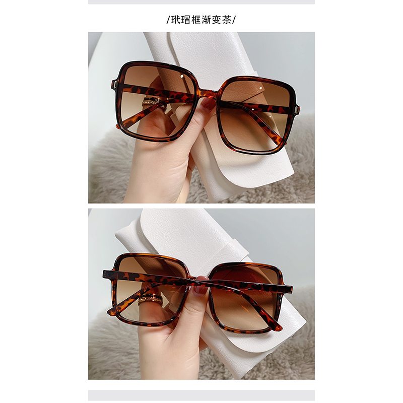 Picture of Women Fashionable Design Square Sunglasses (Leopard,Multicolor,Multicolor)