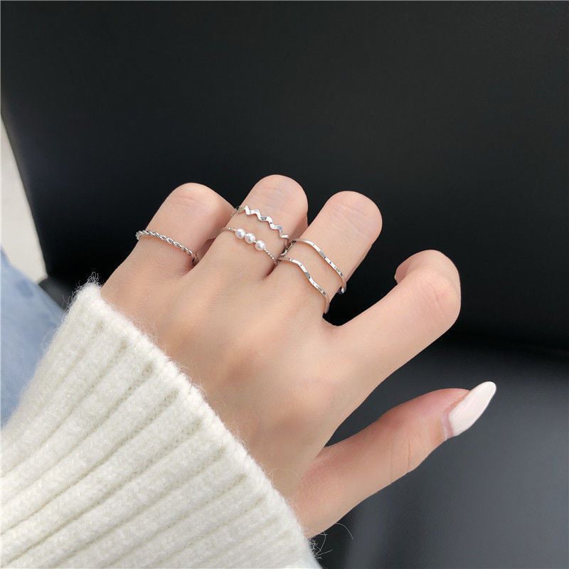 Picture of 5Pcs/Set Fashion Women Finger Rings Band Alloy Ring Set Jewelry Gift (Silver,Adjustable)