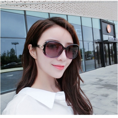 Picture of Fox Head Shape Women Fashion Sunglasses Hot Selling Italy Brand Design Polarized Sunglasses For Female (Purple,Purple)