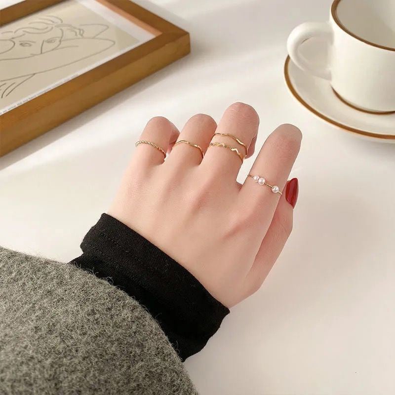 Picture of Pinksee 5pcs/set Simple Fashion Multi-style Finger Ring for Women Girls Bohemia Charm Ring Set Party Jewelry Gift (Gold,Adjustable)