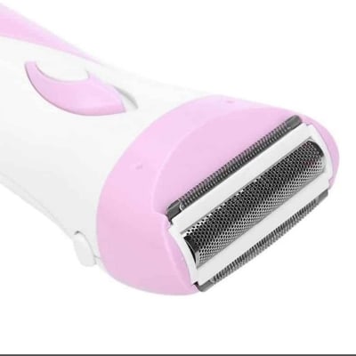 Picture of Kemei KM-3018 Electric Waterproof  Shaver Bikini Underarm Body Lady Epilator Hair Removal Cordless Trimmer for women