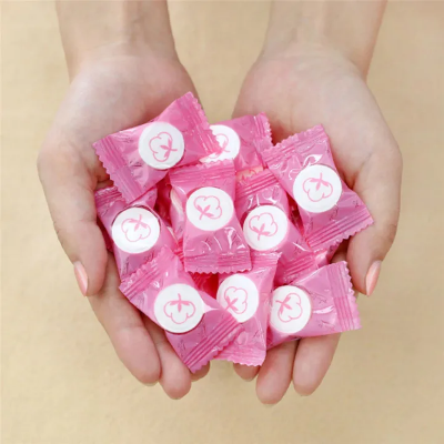 Picture of 30 pcs Wet Facial Tissues Compressed Face Towels Face Towel Wet Towel Tissue Makeup Tissue Outdoor Camping Travel Washcloth Magic Tablet Wet Facial Tissue
