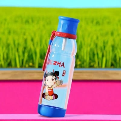 Picture of 600ML New Children’s Cute Creative Plastic Cup with Portable Straw, Ideal for Students, Summer School, Outdoor Drinking, Food-Grade Material, Lightweight, Easy-to-Carry, Perfect for Kids, Travel, Picnic, and Daily Use-Blue