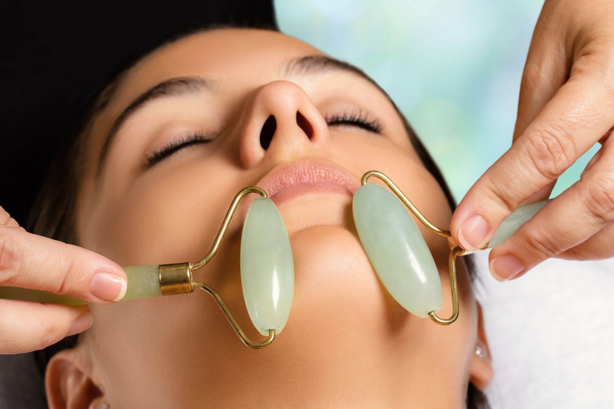 Picture of Jade Roller,Anti-aging 100% Natural Facial Jade Stone for Face and Eyes Massager-Rejuvenate Skin & Remove Wrinkles