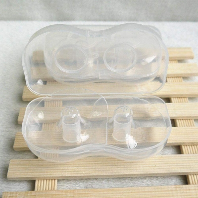 Picture of Silicone Nipple Protector, 2 Piece Nipple Shield Silicone Nipple Protector Breastfeeding Nipple Guard for Breastfeeding Nipple Shields with Boxes