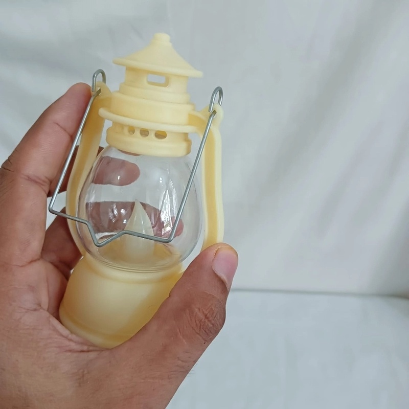 Picture of  12cm Battery-Powered Retro LED Lantern - Multi-Color Oil Lamp for Halloween, Ramadan, and Table Decor -Multicolor