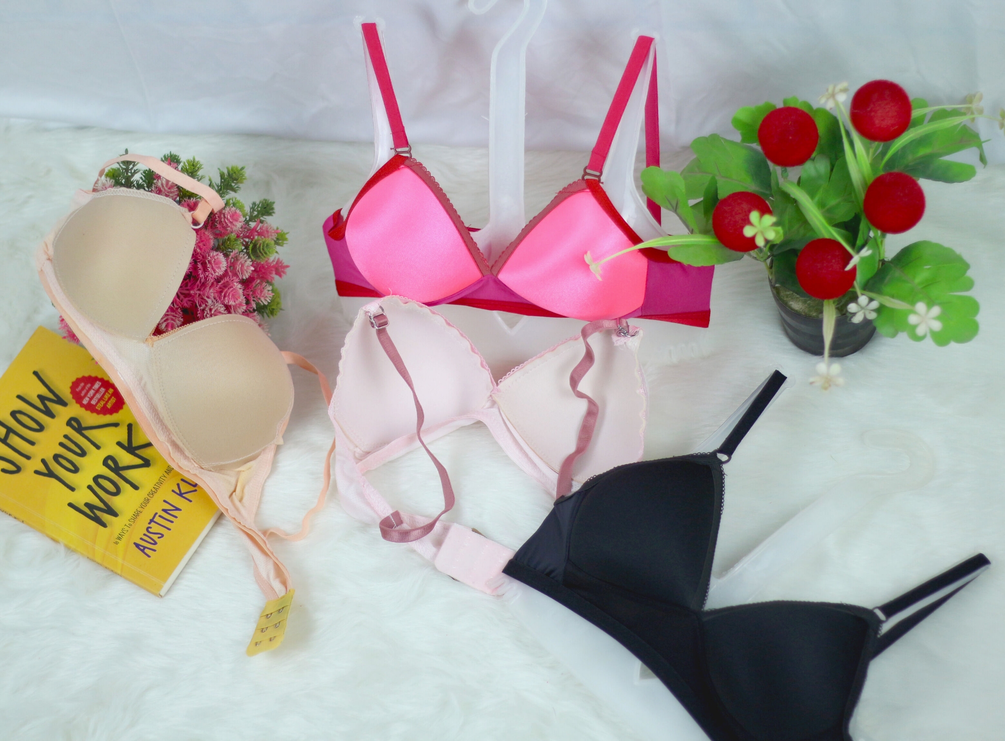 Picture of 1 PCS Daily Use Soft Padded and Skin Friendly Bra for Women's Soft Multi Color Foam Push Up Bra For Girls And Women and gimrls