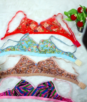 Picture of Cotton Non-Padded Non-Wired Full Coverage Printed Bra Women And Girl best Comfortable Cotton Print Bra  Everyday Bra- (Pack of 3)