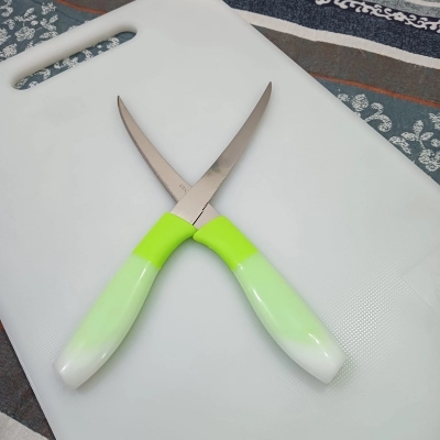 Picture of  Stainless Steel 2PCS Bread Knife Set - Serrated Edge with Ergonomic Handle - Multicolor Design - 4.8-Inch Blade for Precision Slicing of Rolls, Baguettes, and Pastries. -Silver
