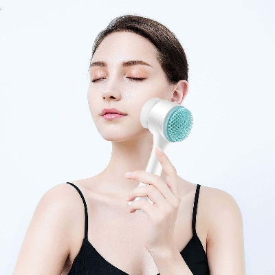 Picture of Retail CareFace Brush - Manual Facial Cleansing, Double Side Skin Care Facial Cleaning Brush, Silicone Facial Scrubber Manual Dual Face Wash Brush for Deep Pore Exfoliation Makeup Massaging