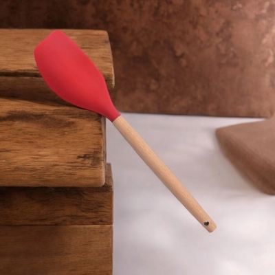 Picture of Wooden Handle Silicone Baking Spatula – Heat-Resistant & Non-Stick – Ideal for Mixing, Scraping, and Pastry Blending-Red