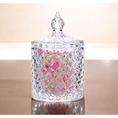 Picture of  Soda Lime Glass Crystal Candy Box with Lid, Small Clear Design for Candy, Spice, and Food Storage, Features Elegant Weave, Transparent for Easy Viewing, Includes Glass Lid, Perfect for Sweets Organization, 1 Piece Mini Size -Clear