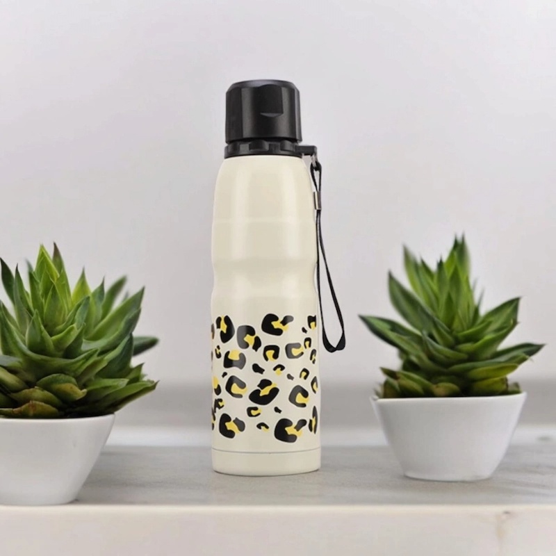 Picture of Stainless Steel Vacuum Tumbler for Coffee Tea, Thermo Mug, 800ml Thermo-Becher (White), Travel Cup Thermal Bottle for Bike-White