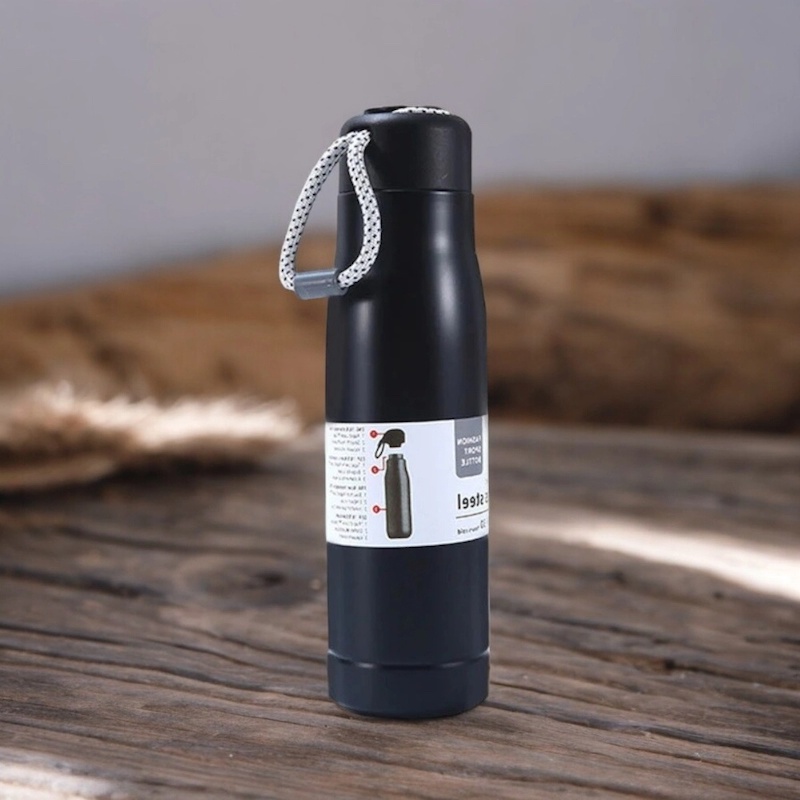 Picture of Black 600ml Outdoor Sports Riding Cup, 1 pcs Vacuum Water Bottle, 304 Stainless Steel Tumbler with Rope-Black