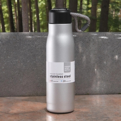 Picture of Silver Outdoor Sports Riding Cup, 1 pcs 600ml Vacuum Water Bottle, 304 Tumbler with Lifting Rope-Silver