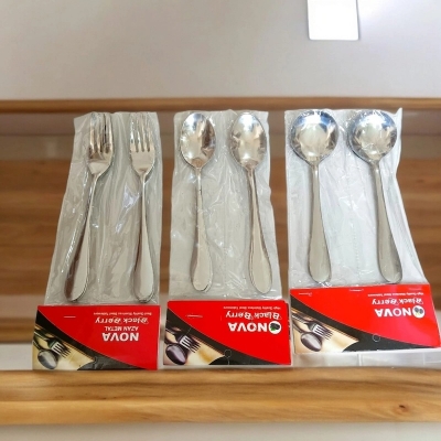 Picture of 18 pcs set Lightwaight 6pcs Tea, 6 pcs fork spoon and 6 pcs round sup spoon stainless steel spoon, silver color spoon for Tableware super cutlery 15cm long spoons set(18pcs set)-Silver