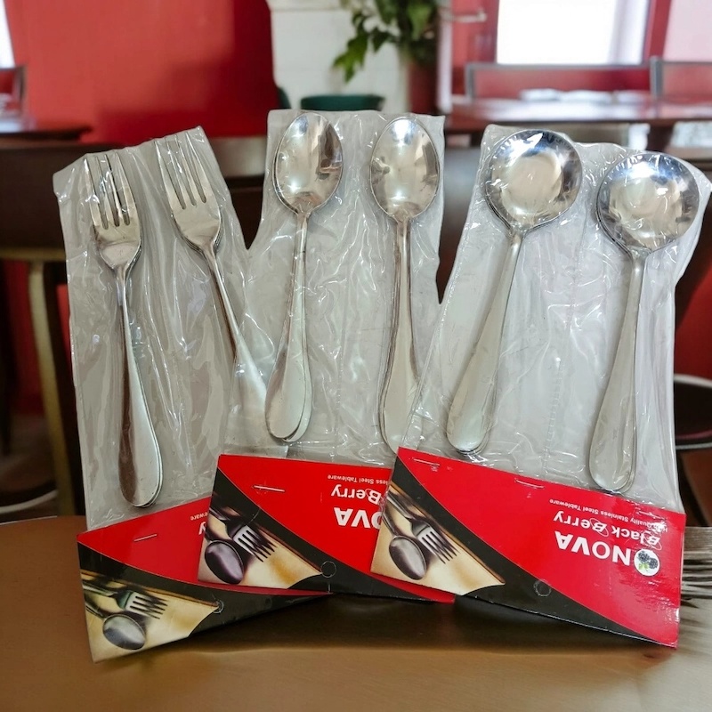 Picture of 18 pcs set Lightwaight 6pcs Tea, 6 pcs fork spoon and 6 pcs round sup spoon stainless steel spoon, silver color spoon for Tableware super cutlery 15cm long spoons set(18pcs set)-Silver