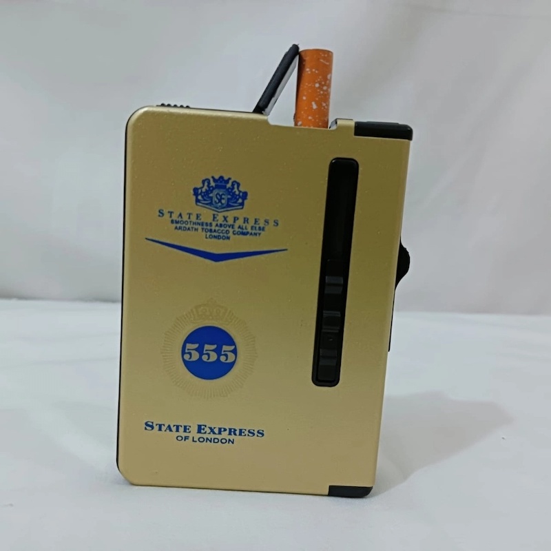 Picture of 1 pcs 555 Gas Lighter Inside Cigaarette Box Case Cigaarette Holder Automatic Storage Box golden stat express-Gold