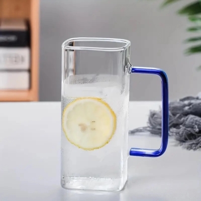 Picture of 4pcs Glass Cups, Colorful Square Transparent Glass Single-layer Cups, Large Capacity Beverage Cups, High Borosilicate Glass Tea Cups, For Living Room, Office, School And Dorm, Home Supplies-Clear