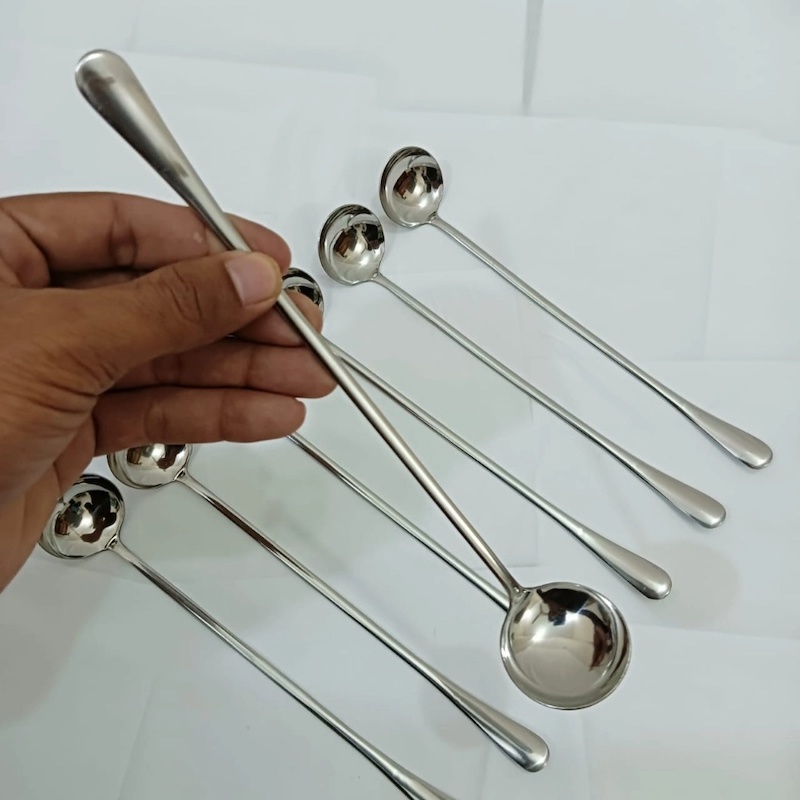 Picture of Lionel Long handle 2pcs pickling spoon stainless steel silver colour mirror polish spoon best for cutlery 23 cm long pickling spoon-Multicolor