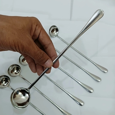Picture of Lionel Long handle 1pcs pickling spoon stainless steel silver colour mirror polish spoon best for cutlery 23 cm long pickling spoon-Multicolor