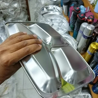 Picture of 1 pcs stainless steel 3 compartment cafetoria plate for medical use, baby plate silver colour mirror polish  plate-Silver