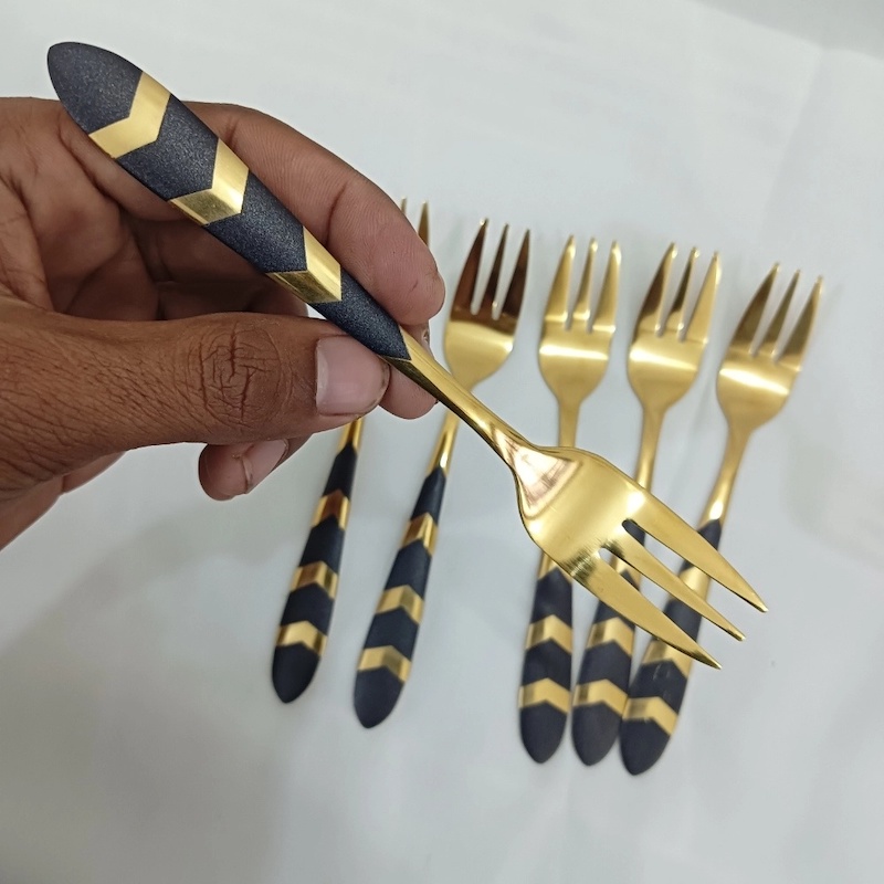 Picture of 6 pcs golden color fork spoon 16cm long golden color fork spoon best for cutlery tableware-Black