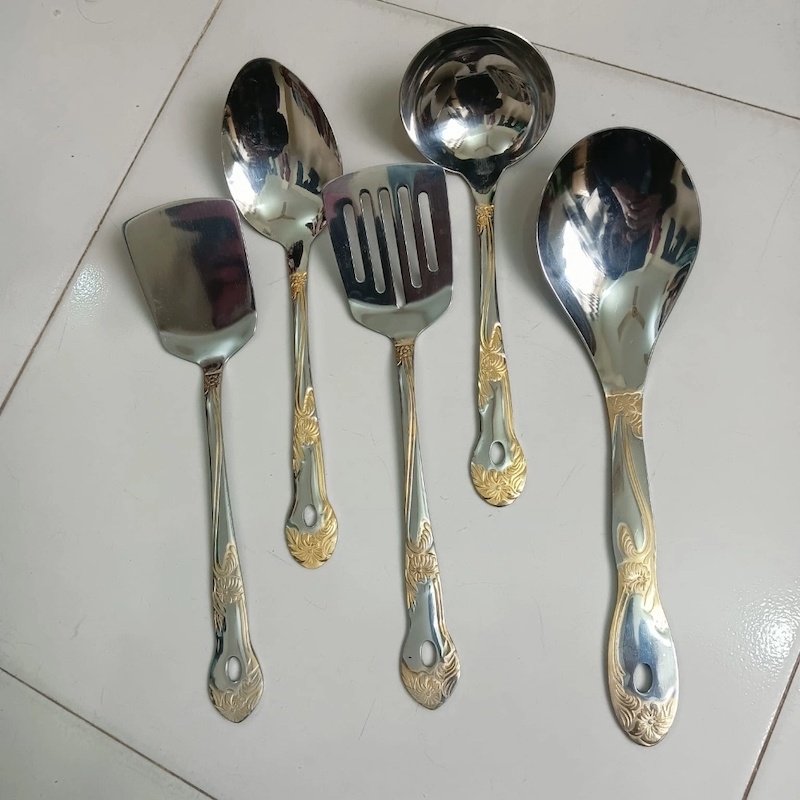 Picture of stainless steel spatula spoon golden design heavy quality-Silver