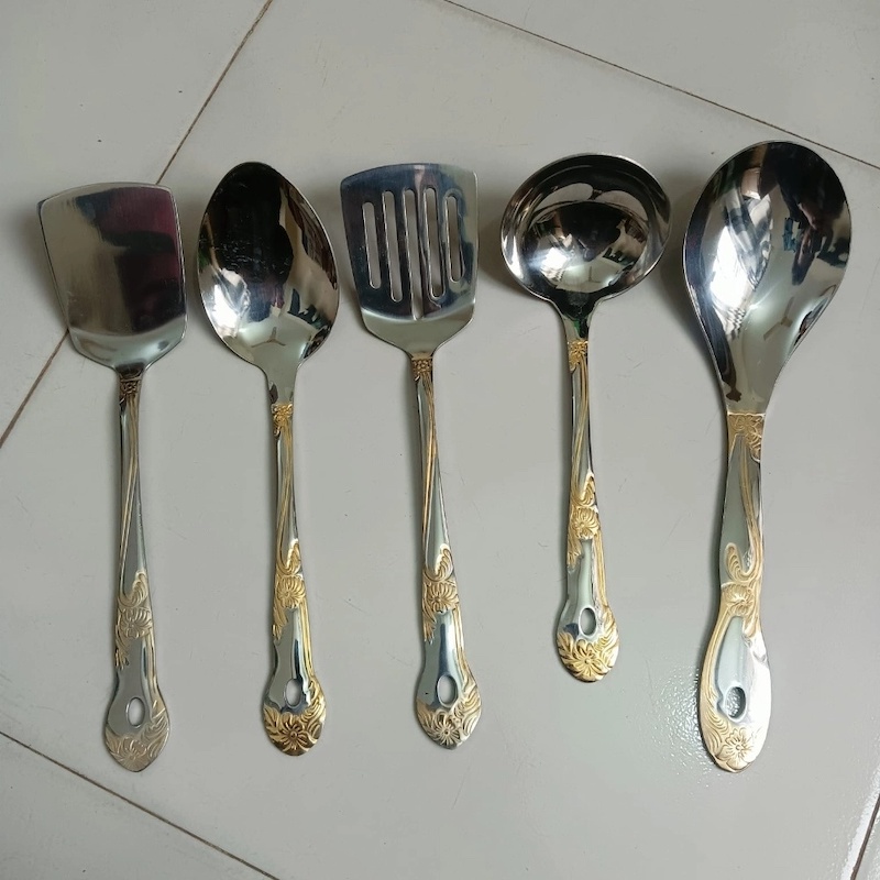 Picture of stainless steel spatula spoon golden design heavy quality-Silver