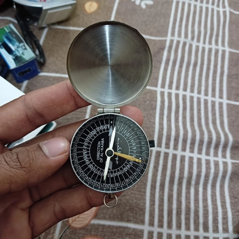 Picture of Metal Islamic Qibla Compass for Prayer Direction-Silver
