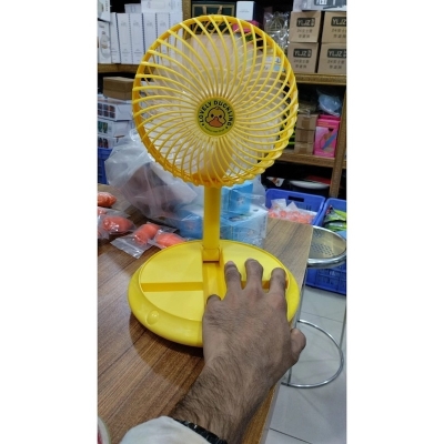 Picture of 1  pcs Creative Fan Convenient Retractable Folding Fan USB Charging Desk Table Mute Fan - মিনি ফ্যান-Multicolor