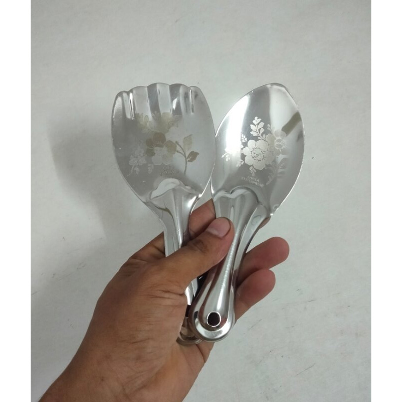 Picture of Stainless steel good means beautiful design sturdy yogurt spoon 1 piece-White