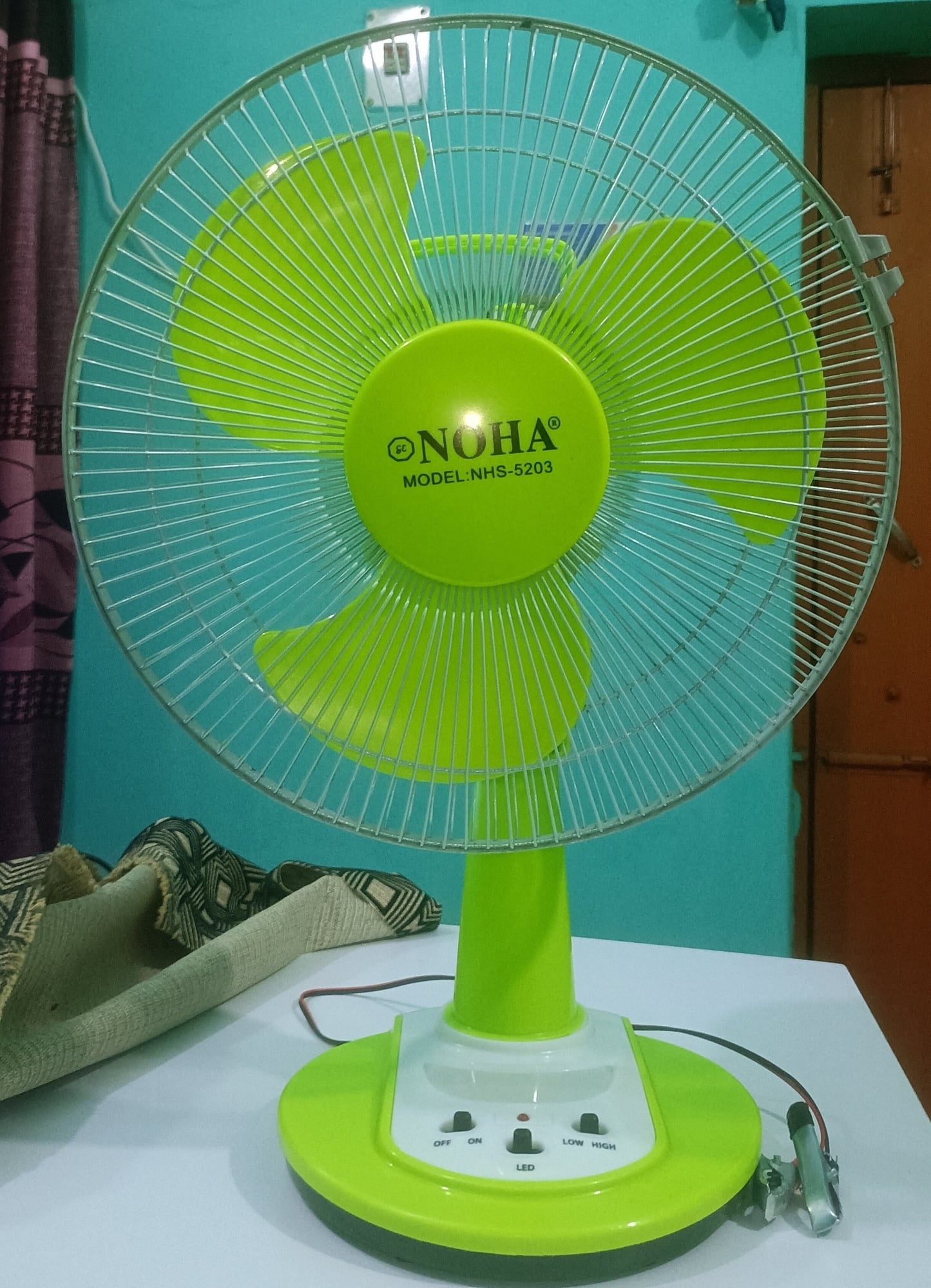 Picture of NOHA Solar Fan 12 Inche / Noha 12' Half Stand Solar Fan /12 Inch 12V Dc Solar Fan Green & Red