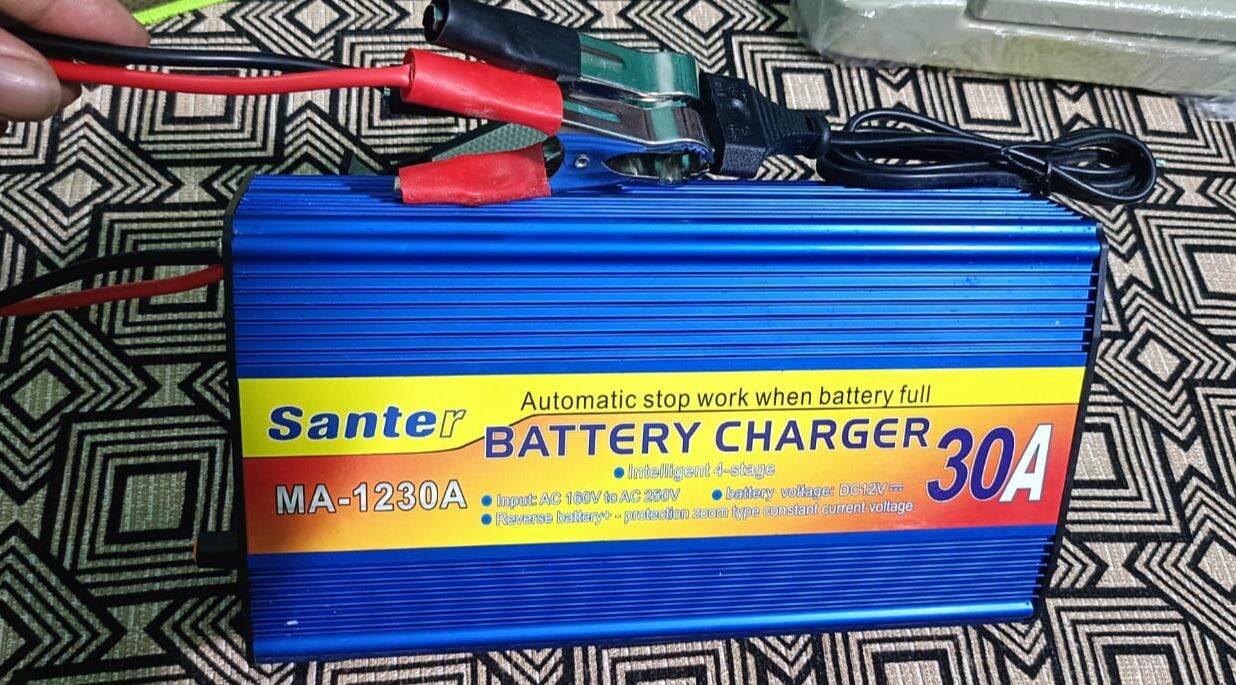 Picture of Santer Intelligent 12V 30A Smart Battery Charger – Full Auto & Analog Display, Multi Battery Support