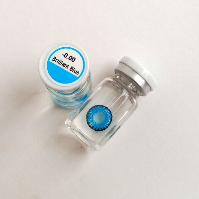 Picture of Freshlook Brilliant Blue Contact Lens
