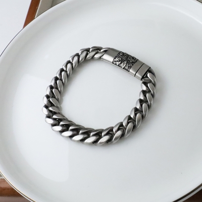 Picture of Trendy Men's Bracelet for Everyday Wear - Silver