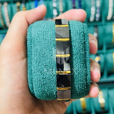 Picture of Trendy Ceramic Bracelet for Men