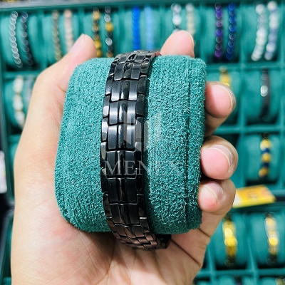 Picture of Premium Fashion Bracelet for Men