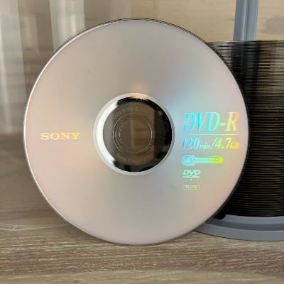 Picture of DVD-R Blank Disc  | 4.7GB 120Minutes | High-Quality for Data, Music & Video Recording