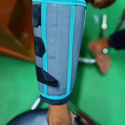 Picture of Leg Brace with immobilizer Support (local) 