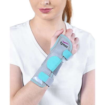 Picture of Tynor Wrist Splint Ambidextrous 
