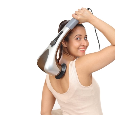 Picture of Electric Dual Head Heavy Hammer Massager, Handheld Neck and Back Massage,  for Deep Tissue Pain Relief, Restore Muscles in The Back, Shoulders, Legs, and Whole Body Silver-Black