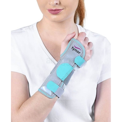 Picture of TYNOR WRIST SPLINT WITH THUMB, BLACK, 1 UNIT Brown