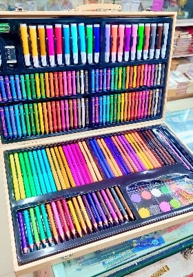 Picture of 220pcs Art Set Wooden Box-Multicolor